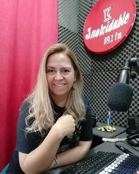 IVONNE GARCIA JARAMILLO_LOCUTORA_RADIO INOLVIDABLE FM_CURICO